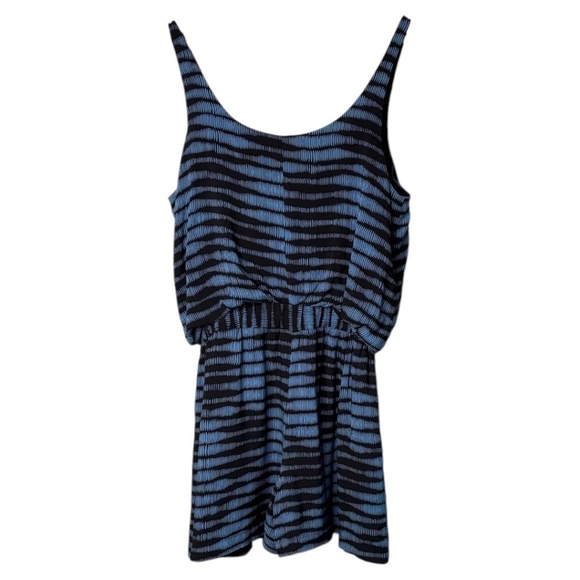 BCBGENERATION Silky Rayon Full Lined Romper Drawstring Waist Patch Pockets Sz S - Picture 3 of 7